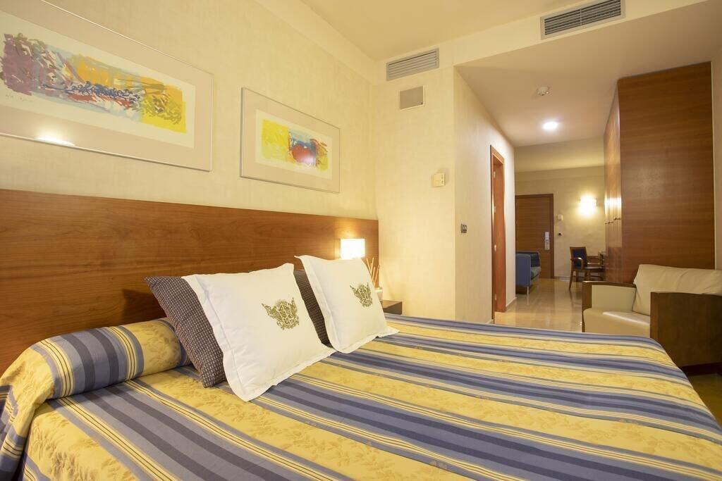 Sercotel Palacio De Tudemir 오리후엘라 외부 사진